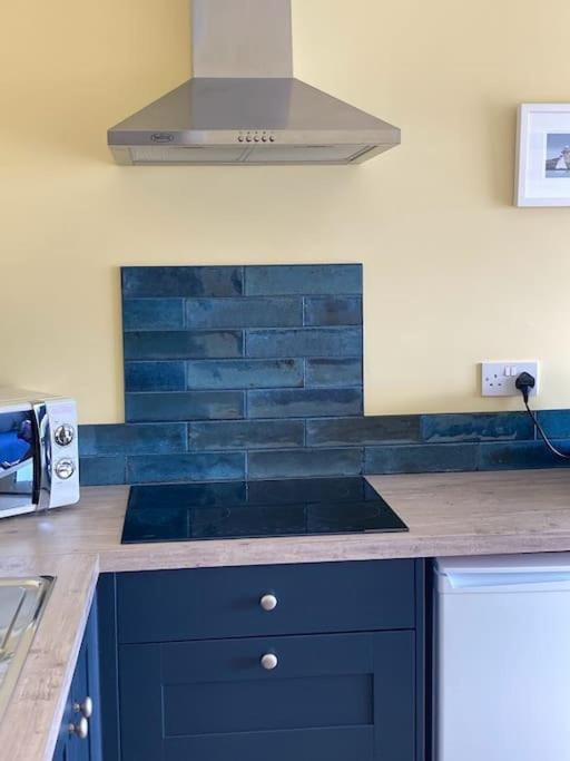 Beautiful One Bed With Stunning Sea View Lägenhet Waterford Exteriör bild