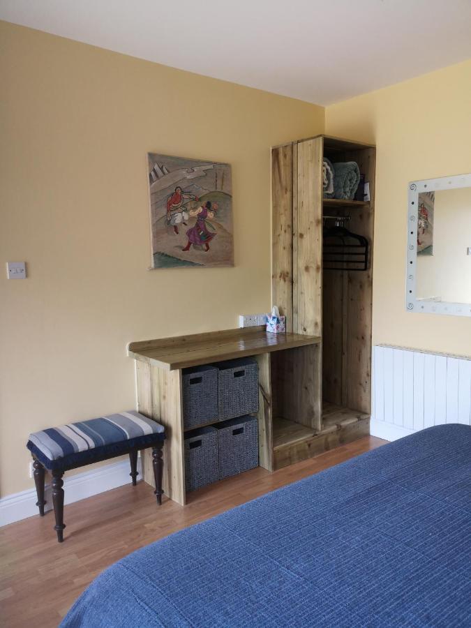 Beautiful One Bed With Stunning Sea View Lägenhet Waterford Exteriör bild